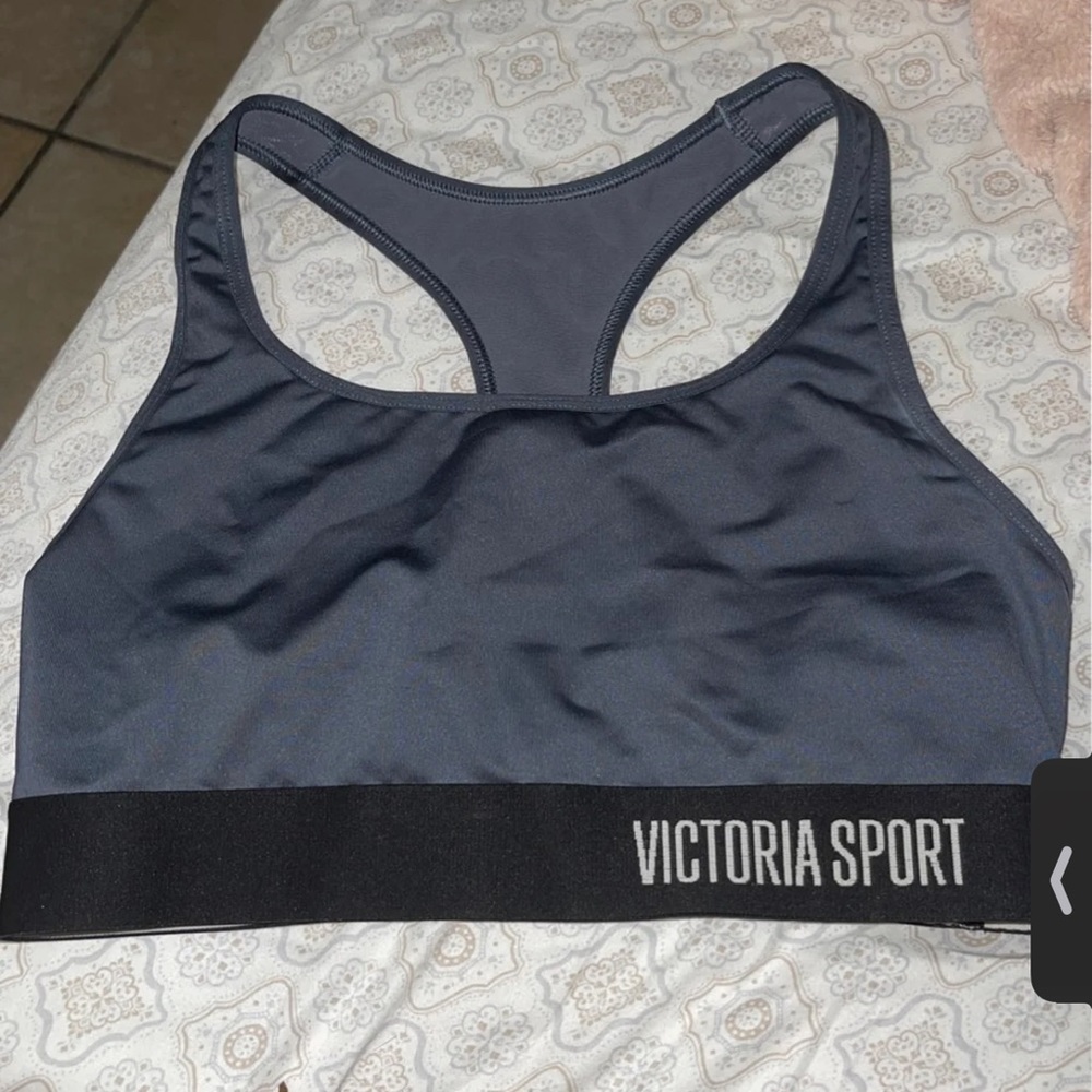 GREY VICTORIA SECRET SPORTS BRA